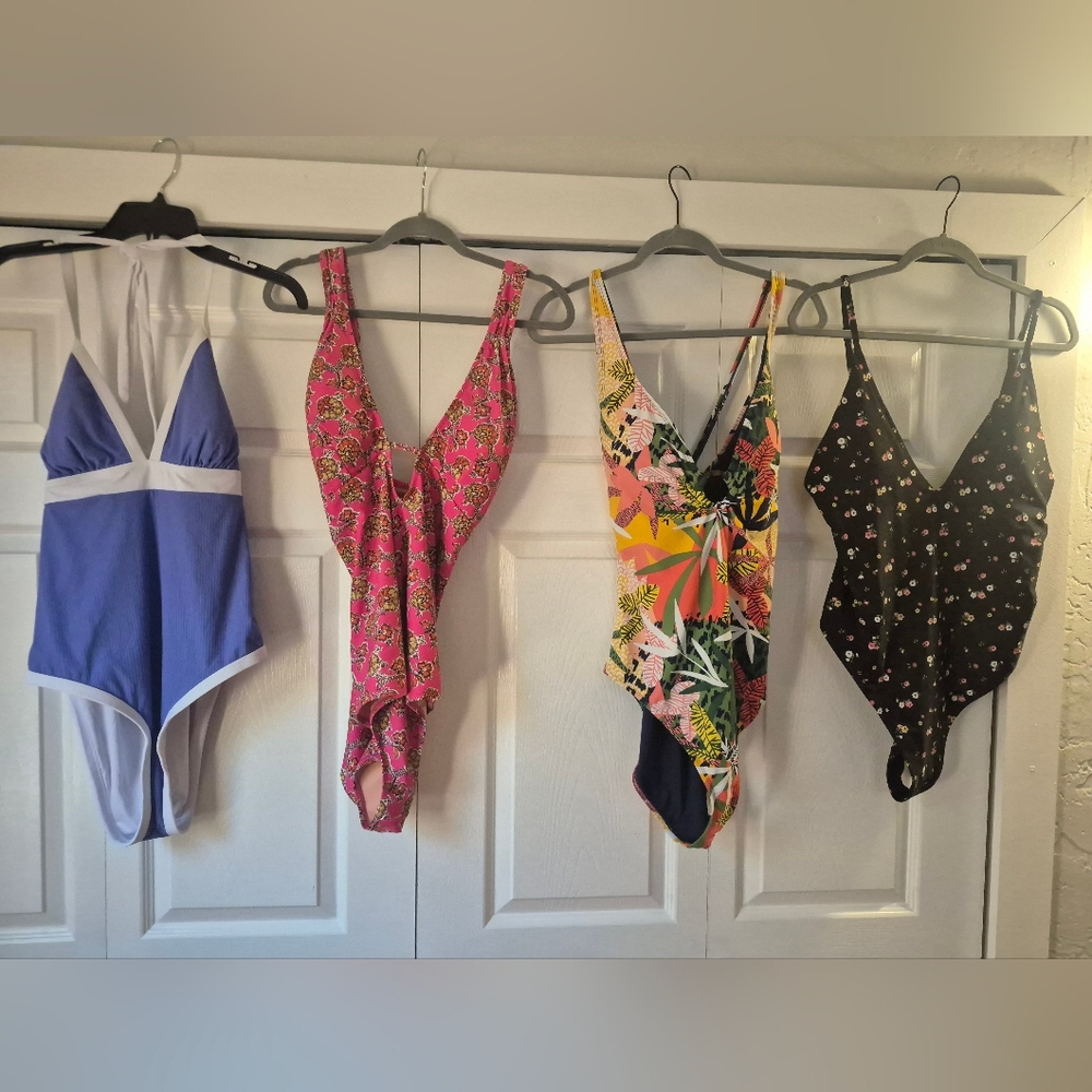 Womens One Piece Swim
